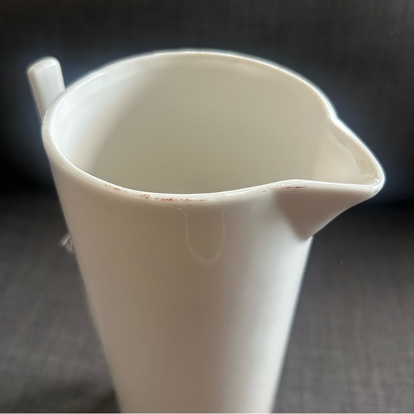 CREATIVE CO-OP Measuring Pitcher With Handle 1.7 Liter Ceramic #0925257 - Picture 8 of 16